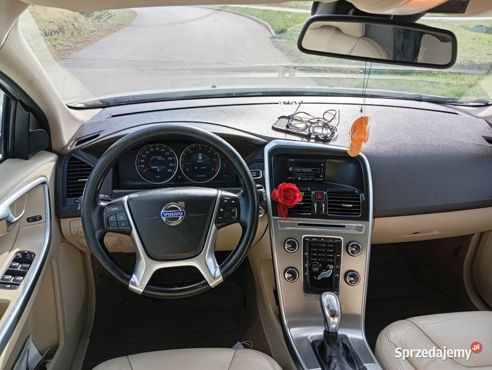 Sprzedam Volvo XC 60 autoalarm Radom sprzedam