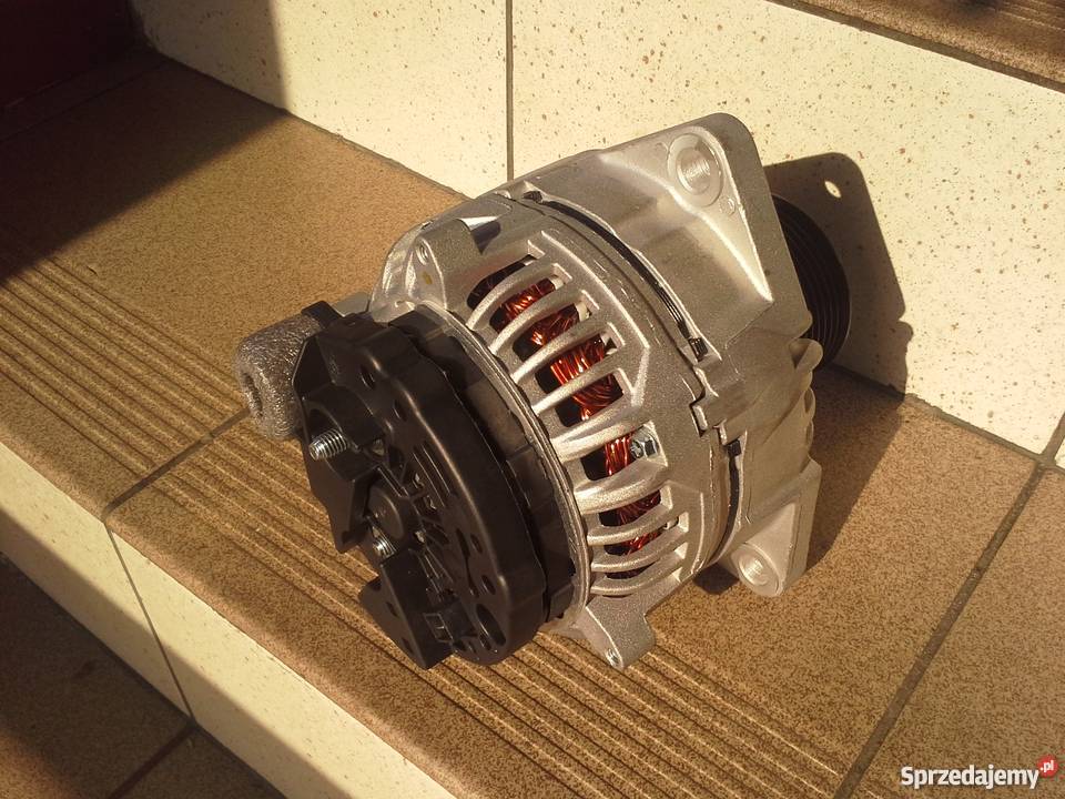 Alternator 12V 150A claas clark BOSCH 0124615030 Kłobuck