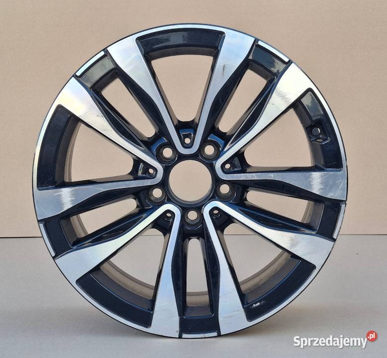 MERCEDES CKLASA W206 FELGA ALUFELGA 17 5X112 7J Bieleń