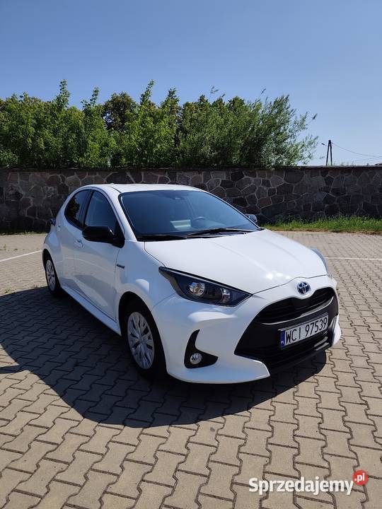 Toyota Yaris IV 15 hybryda 2021r 83 przebiegu Yaris