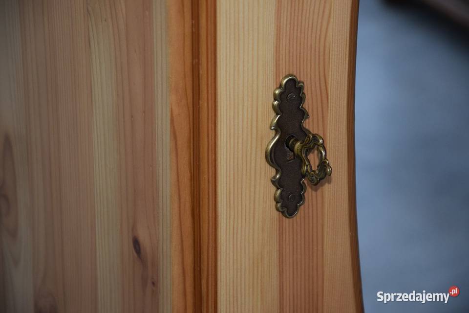 szafa z drewna sosnowego z lustrem nowa Olsztyn