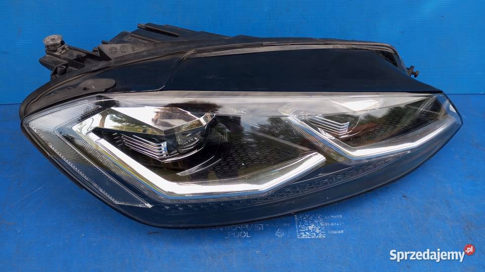 LAMPA PRAWY PRZÓD EU FULL LED 5G1941774 wielkopolskie Nowy Tomyśl