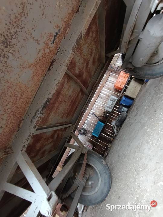 Przyczepa ciężarowa rolnicza nieuszkodzony Dzierzków sprzedam