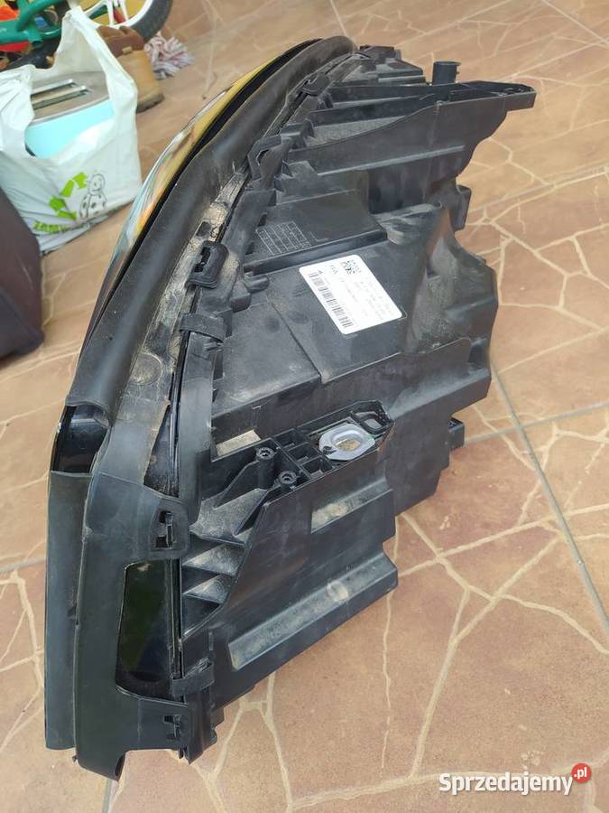 Reflektor prawy merc gla w156 full led Lampy przednie Rzeszów