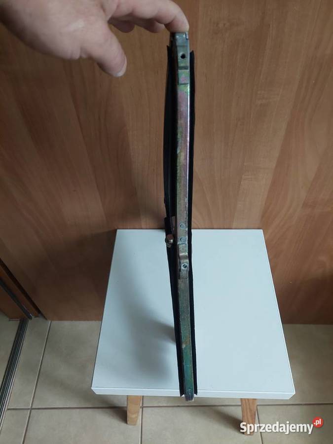 Orgnalna ramka z szybą uchylną prawa fiat 126p Mysłowice