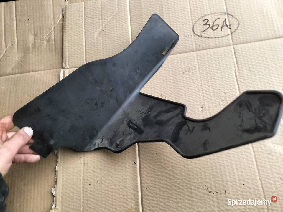 AUDI 80B4 80 B4 8A097182 OSŁONA KOLUMNY Kamień-Kolonia