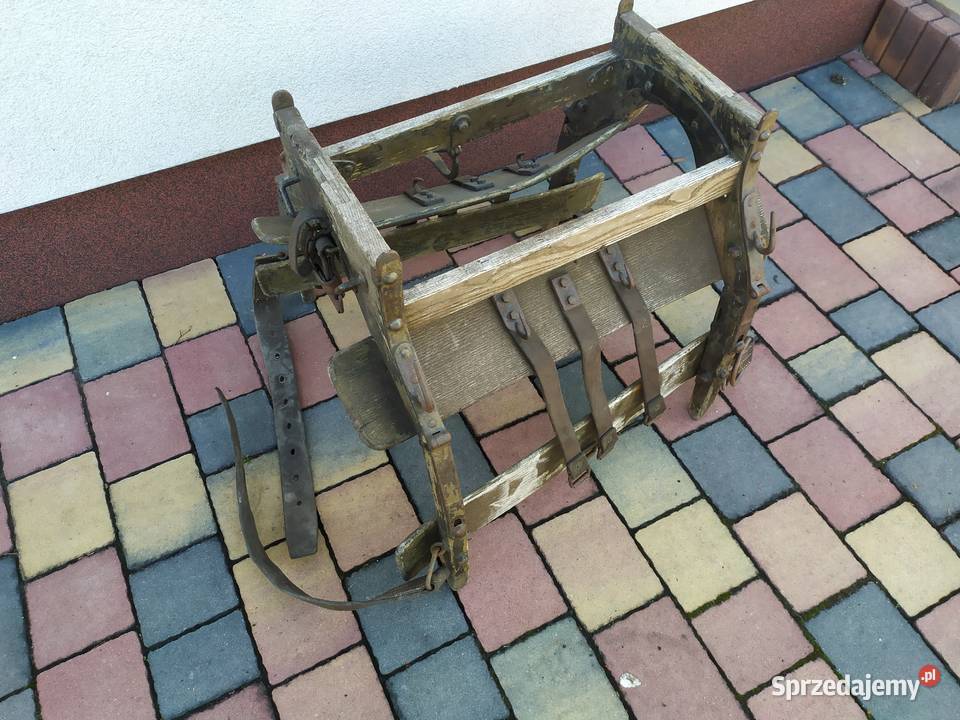 Stare wojskowe siodło juczne rząd juczny Wrocław