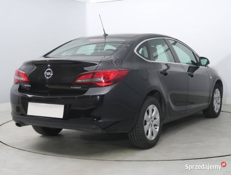 Opel Astra 14 T sprzedam