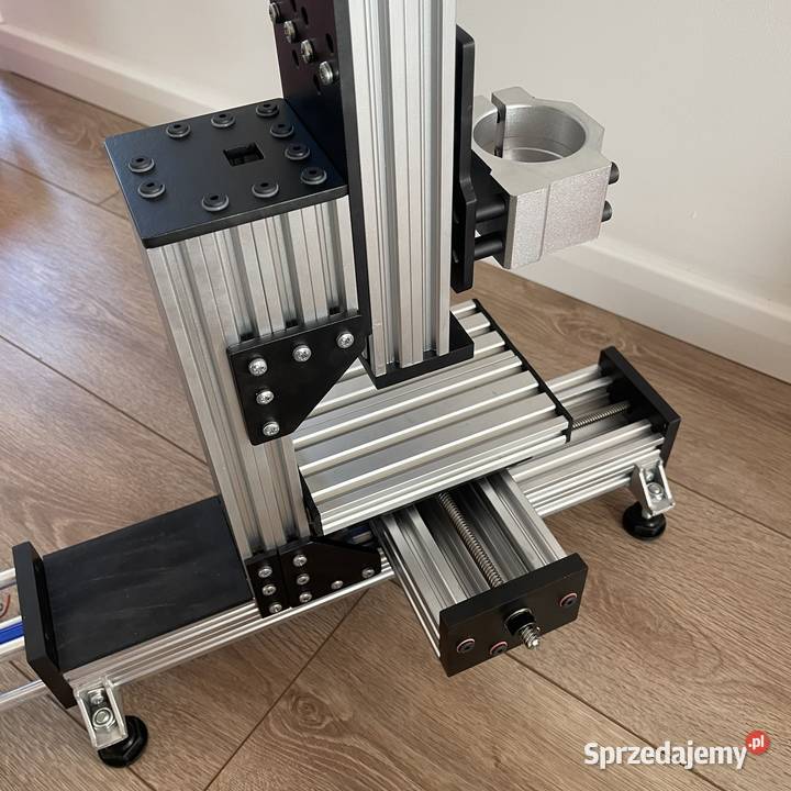 Mini frezarka grawerka cnc Cbeam Vreals Śrem