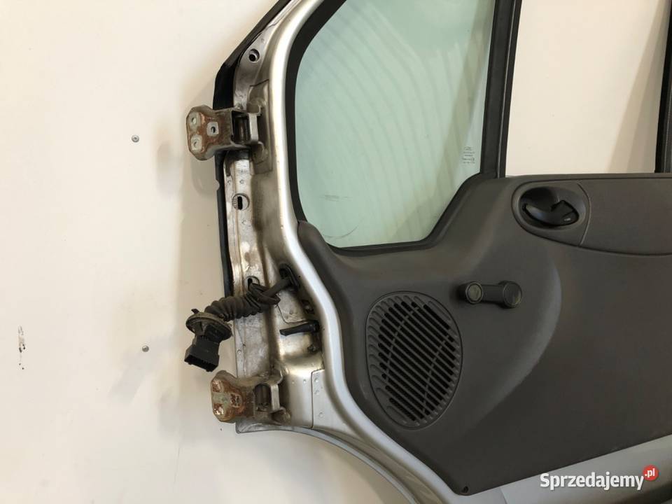DRZWI PRAWY PRZÓD FORD TRANSIT IV Bus 0006 Drzwi