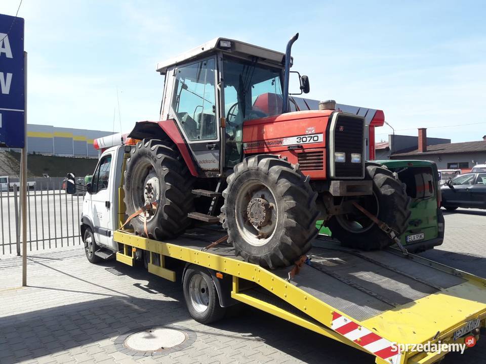 Traktor Ursus ciągnik Pomoc drogowa i holowanie Złoczew