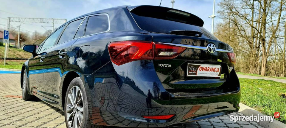 Toyota Avensis 16 D4D Touring Sport Executive klimatyzacja małopolskie Więcławice Stare sprzedam
