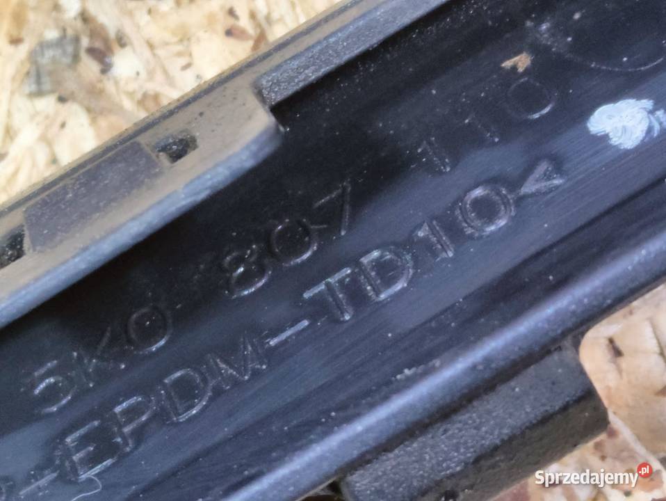 Dokładka Spoiler Listwa Zderzaka Przedniego Vw osobowe Spoilery wielkopolskie
