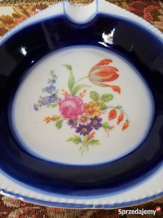 Stara porcelana popielniczka z cobaltem Porcelana i szkło Porcelana i szkło Ropa
