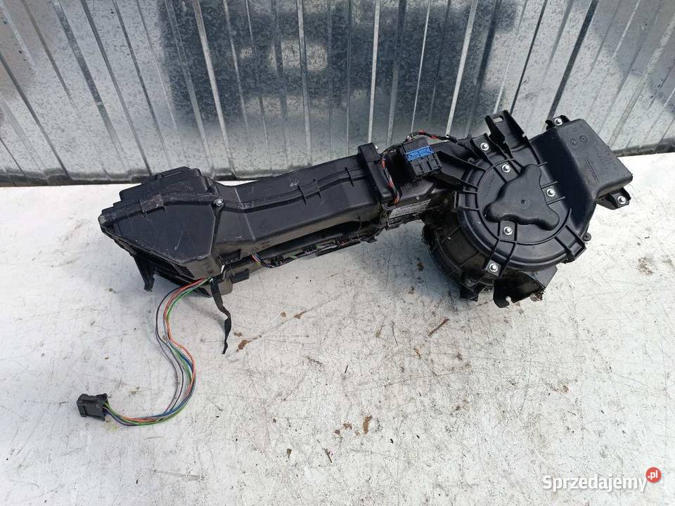 WENTYLATOR NAGRZEWNICY TYŁ RENAULT VEL SATIS Dmuchawy