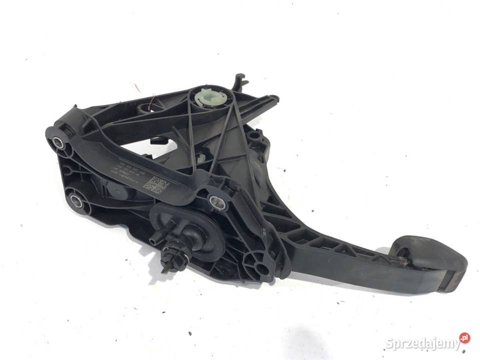 PEDAŁ SPRZĘGŁA VW GOLF VIII 5Q1721059HE 15 131 osobowe