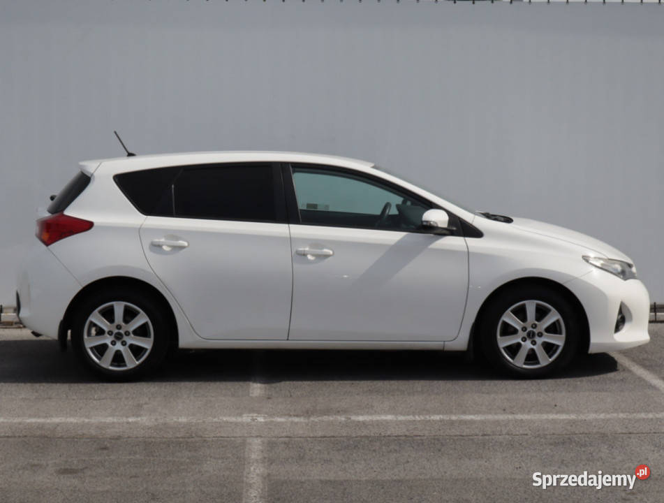 Toyota Auris 14 D4D wspomaganie kierownicy lubelskie