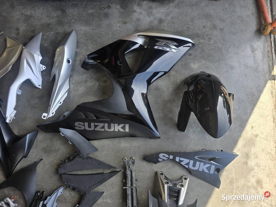 Suzuki GSXR1000 k9 l0 l1 l2 l3 l4 l5 l6 części Sieradz sprzedam