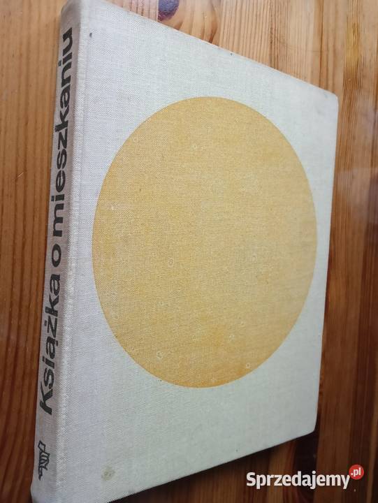 Książka o mieszkaniu Jan Szymański 1972r Koszalin