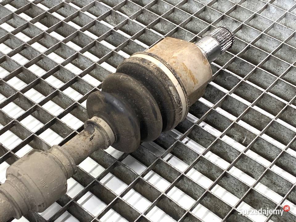 PÓŁOŚ LEWY PRZÓD KIA CARENS IV 17 136 PRZEGUB