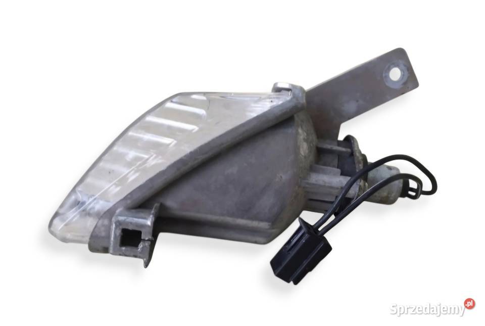 KIERUNKOWSKAZ KIERUNEK MIGACZ TYŁ LEWY SUZUKI Działoszyce sprzedam