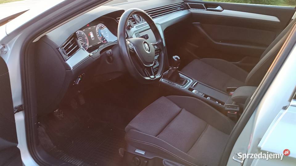 VW Passat B8 virtual cocpitpanoramanowy rozrzad czujnik deszczu Zamość sprzedam
