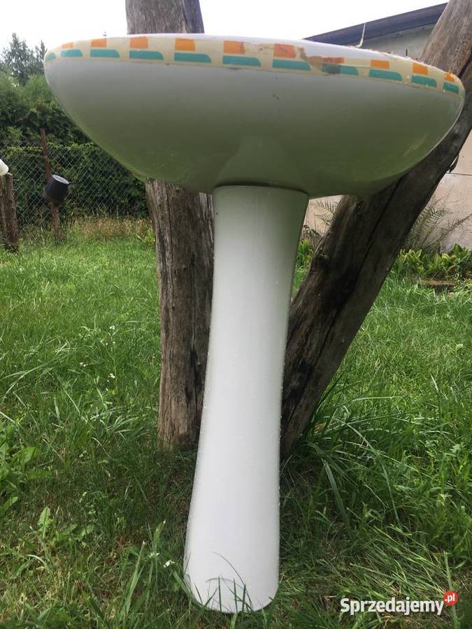 Porcelanowa umywalka z postumentem Janikowo