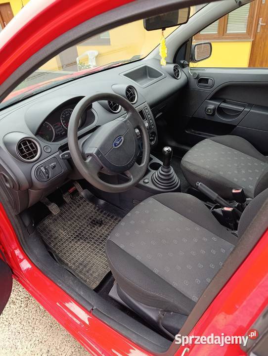Ford Fiesta 12 benzy 75 nieuszkodzony Słomniki