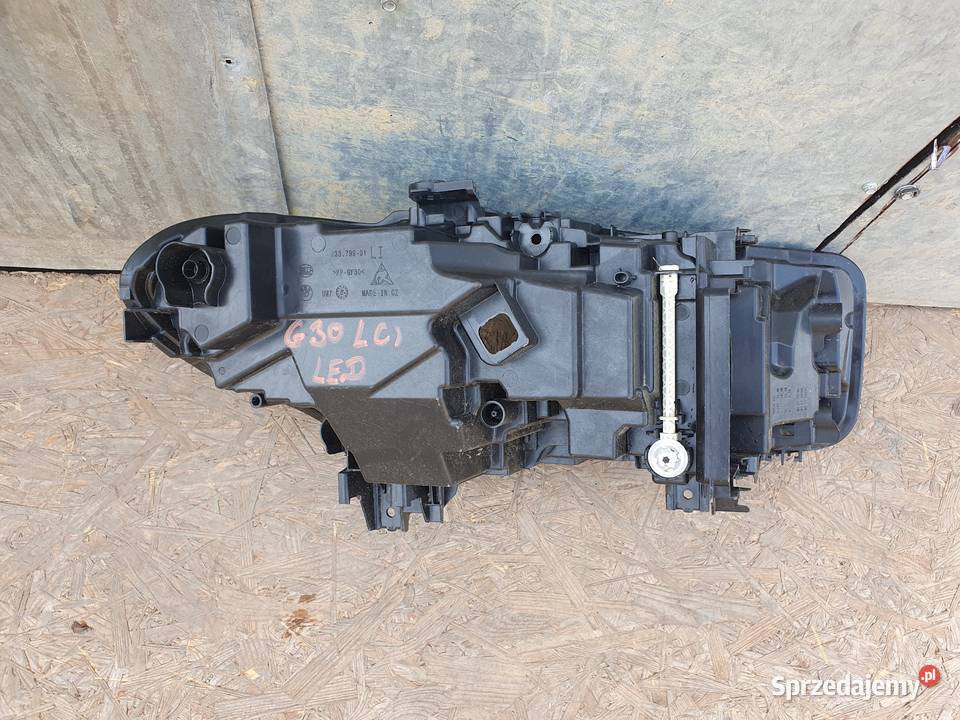 BMW 5 G30 G31 LIFT LCI PUSZKA LAMPY LEWA PRZÓD Międzychód
