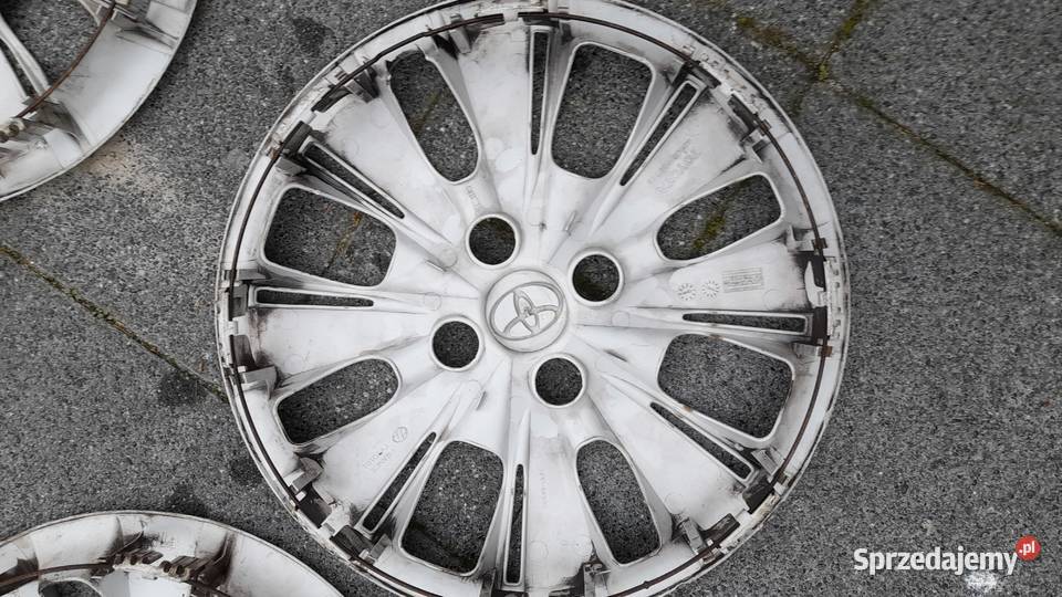 oryginalne kołpaki Toyota Yaris Auris Aygo Długołęka sprzedam
