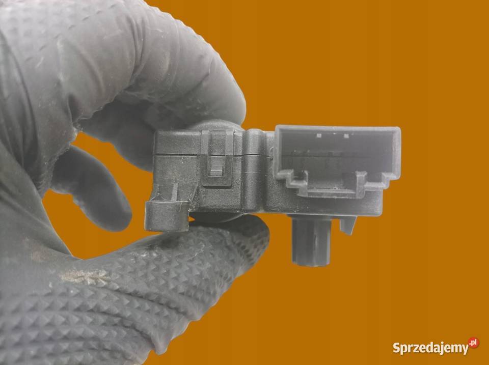 SILNICZEK NAGRZEWNICY T1020411F 1808151B Renault osobowe