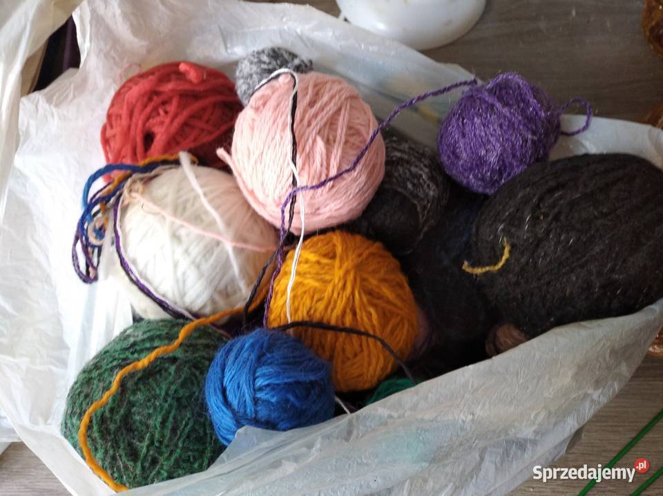 Włóczki przybory robótki ręczne