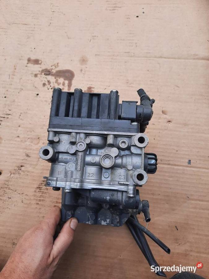 Zawór ECAS poduszek A0013271225 Mercedes Actros