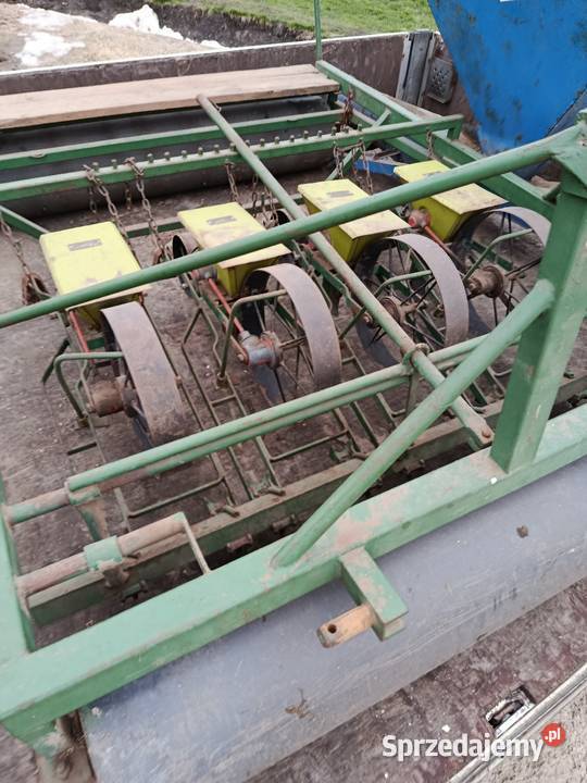 siewniki do warzyw 4 rzedowe Posądza