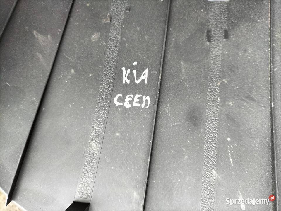 KIA CEED RAMKA OSŁONA OBUDOWA LICZNIKA ZEGARÓW Osłony i zaślepki Kamień-Kolonia