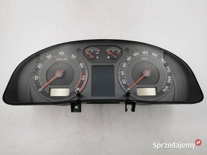 Licznik Zegary Skoda Superb 18T 3U0920840C Liczniki i zegary