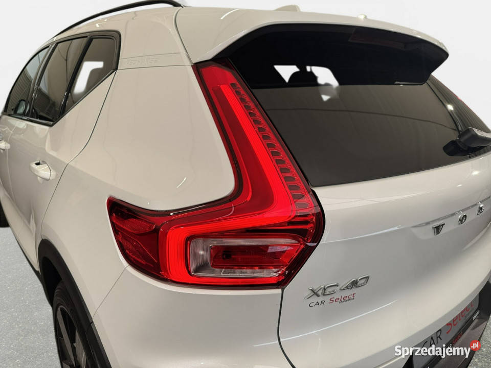 Volvo XC 40 VAT 23 Dark Plus 15 T5 PHEV 262 isofix Myślenice