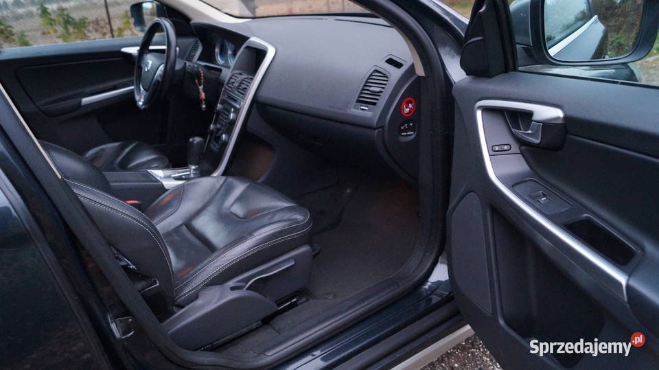 Volvo Xc 60 24 D5 24 L 215 AWD RDesign 2011 Lublin