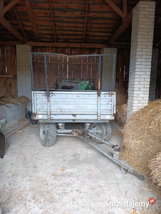 Rozrzutnik obornika dwuosiowy Czarna białostocka