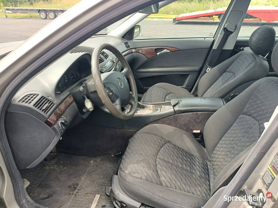 Mercedes E 200 Mercedes E klasa 18lpg 03r Tarnów