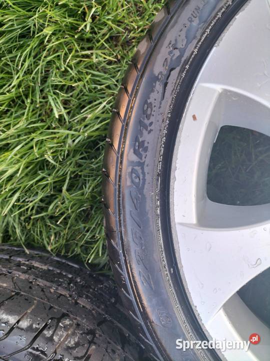 Sprzedam komplet alufelg BMW z oponami Pirrelii Bratkowice sprzedam