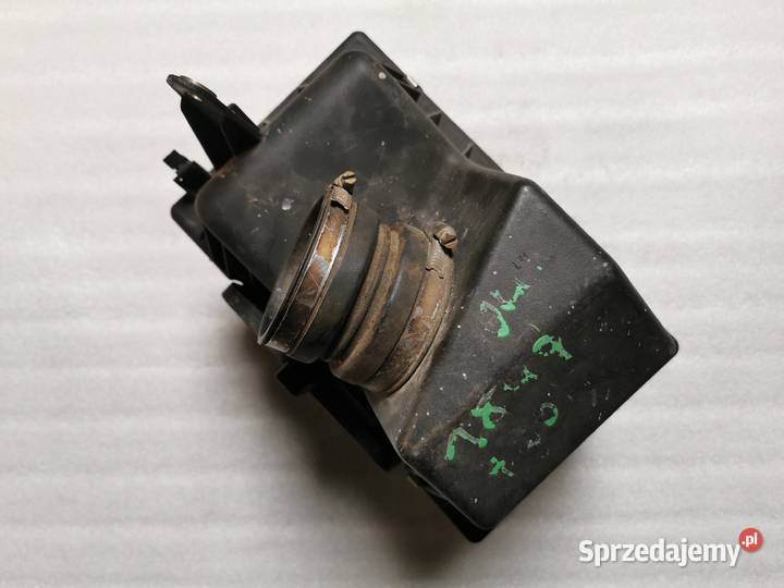 Obudowa Filtra Powietrza BMW 7 E32 750i M70B50 osobowe Wyszków
