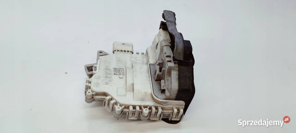 ZAMEK DRZWI PRAWY PRZÓD AUDI A4 A5 Q5 8J1837016E Przystajń