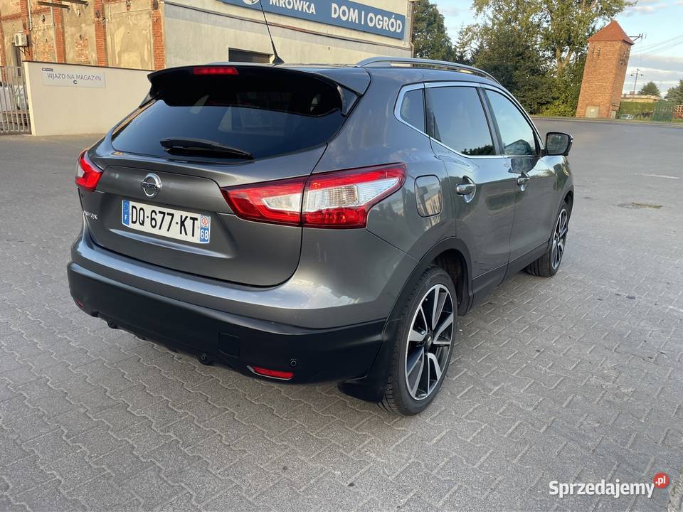 Nissan Qashqai 16 diesel 2015 Pniewy
