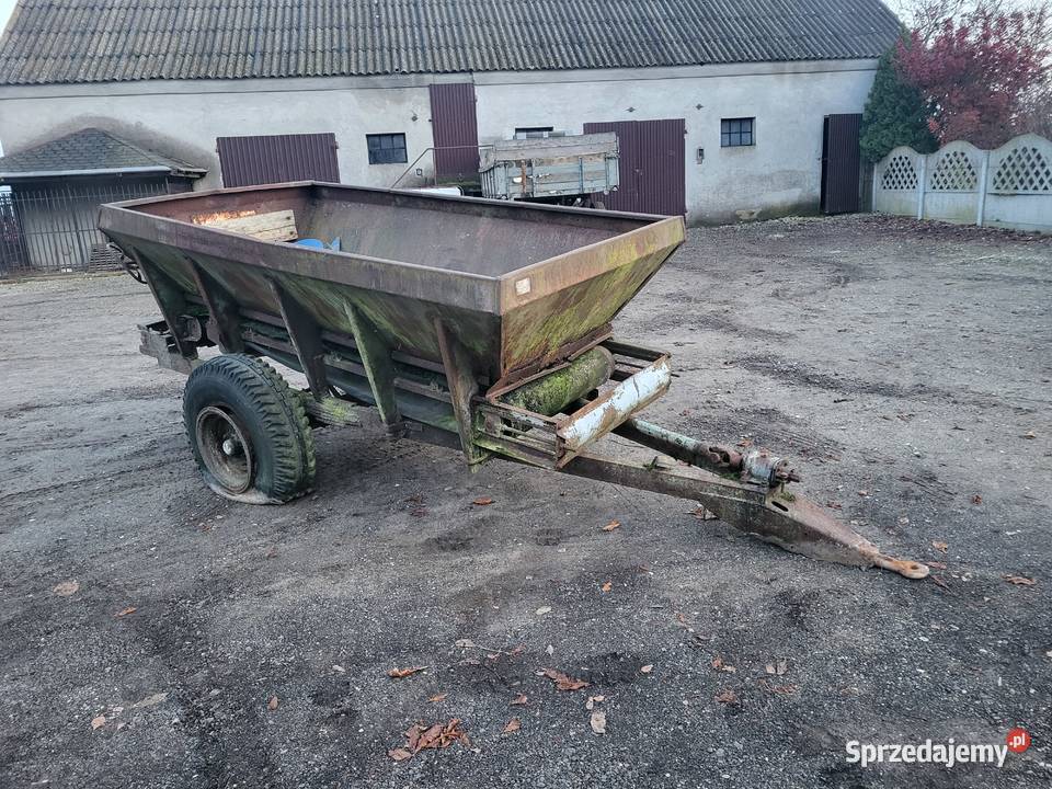 Rozsiewacz wapna RCW 3 Piast wapniarka solarka Osięciny sprzedam