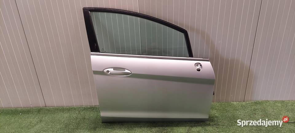 DRZWI PRAWE PRZEDNIE FORD FIESTA MK7 LAK 6C osobowe Międzychód