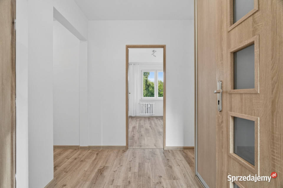 4 pokoje oddzielna kuchnia balkon w centrum Gryfino