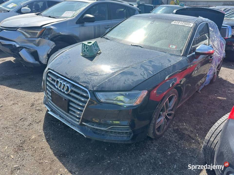 Audi S3 2015 20 quattro delikatnie uszkodzony w Żórawina sprzedam