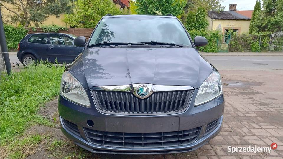 Skoda Fabia kombi 2011 12 benzyna bez korozji z Rok produkcji 2011 Fabia mazowieckie Warszawa