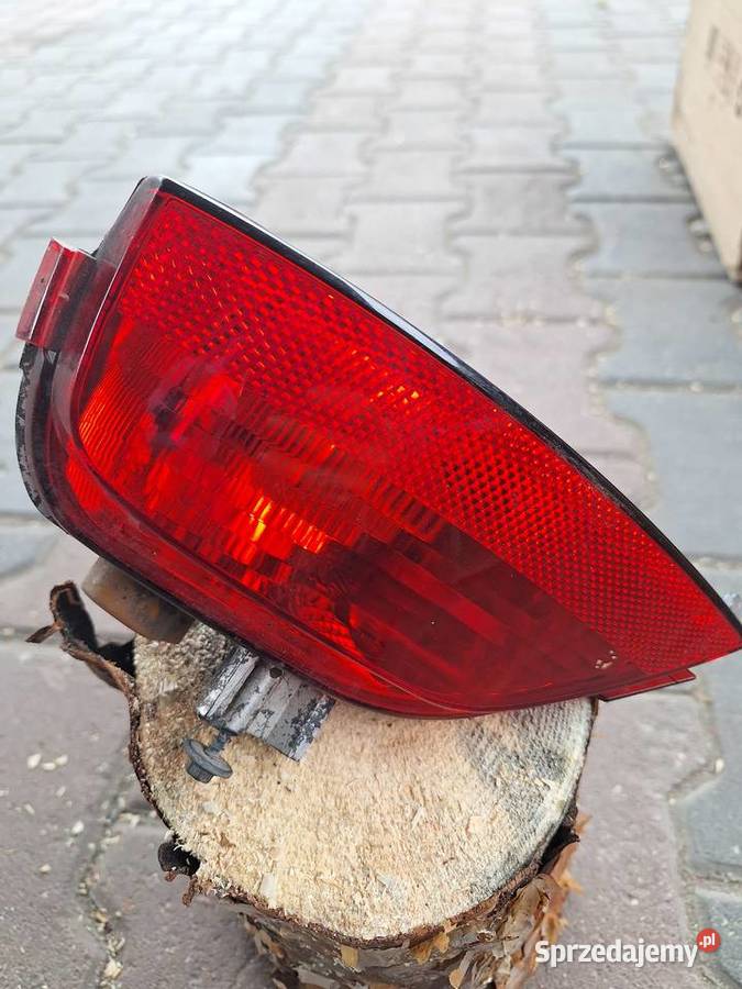Lampa tylna lewa przeciwmgielna Renault Megane
